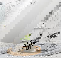 Lake Daylesford Apartments 3 - South Australia Travel