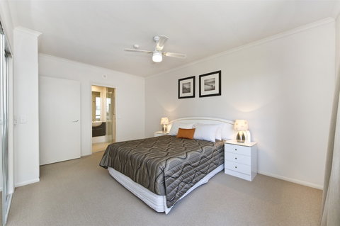 On The Bay Apartments - South Australia Travel 5