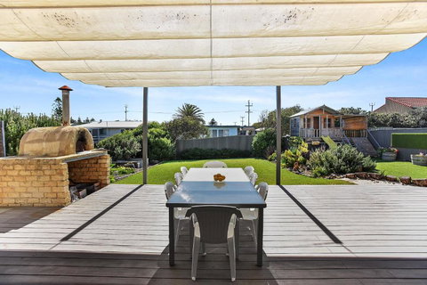 RiverSea Goolwa Beachhouse WiFi Pet Friendly - South Australia Travel 5