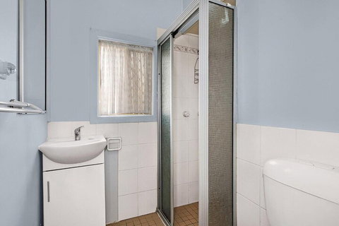 Hutton Hide Away - South Australia Travel 5