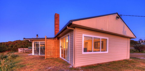 Arthur River Spa Cottage - South Australia Travel 6