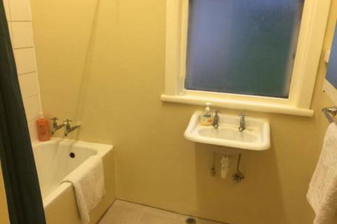 Rand Hotel - South Australia Travel 1