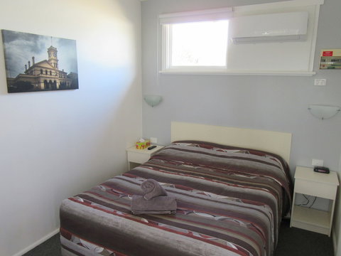 Highlander Haven Motel - South Australia Travel 5