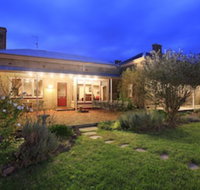 Lochinver Farm Homestead  Cottages - South Australia Travel