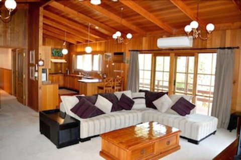 Lisieux - South Australia Travel 0