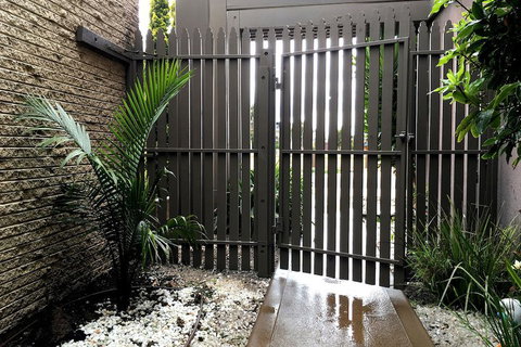 Deluxe Lake View House - South Australia Travel 2