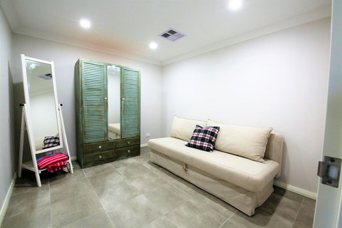 Studio Style Mindarie Marina - South Australia Travel 7