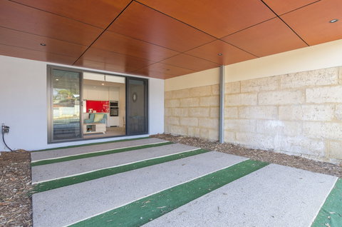 Sunset Place Apartments - South Australia Travel 2