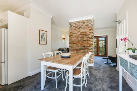 Bellevue Accommodation - South Australia Travel 4