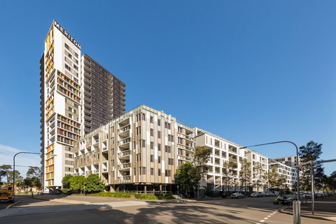 Meriton Suites Zetland - South Australia Travel 1