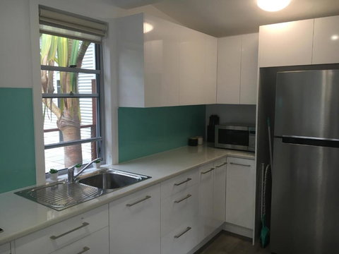 Brodie Beach Bungalow - South Australia Travel 5