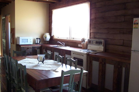 Drumreagh Bed & Breakfast Cabins - South Australia Travel 5