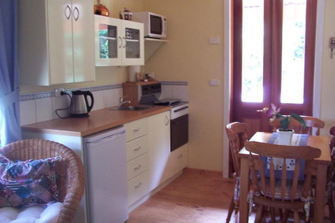 Drumreagh Bed & Breakfast Cabins - South Australia Travel 6