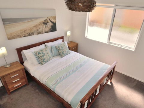 Island Daze Surf Beach Phillip Island - South Australia Travel 2