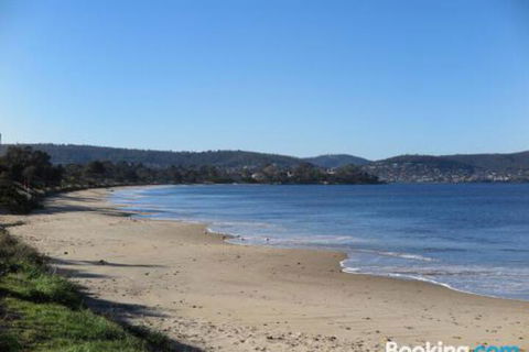 Beachside Rest - South Australia Travel 3