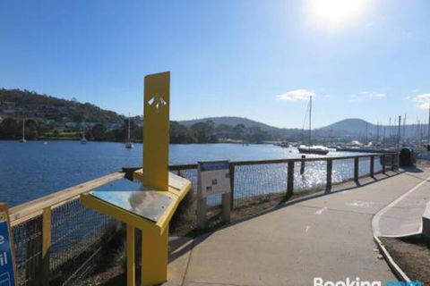 Beachside Rest - South Australia Travel 4