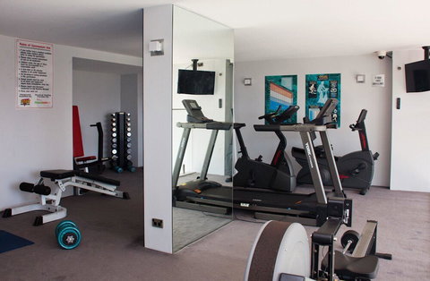 TT302 Darlinghurst Sydney Studio - South Australia Travel 3