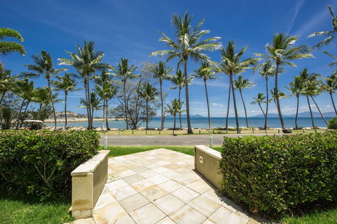 Pure Magnetic Villa 1 - South Australia Travel 0