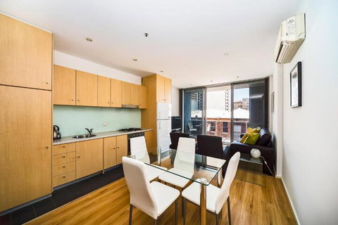 York Apartments - South Australia Travel 6