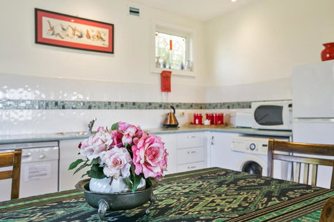 Black Dolphin Beach Penthouse - South Australia Travel 1