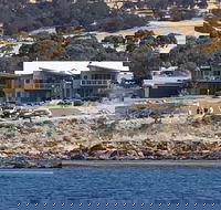 Penneshaw Oceanview Apartments - South Australia Travel