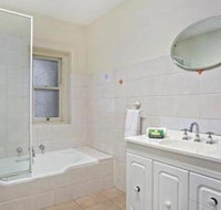 Apartment West Esplanade MAN93