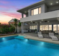 Magnificent Beach House - South Australia Travel