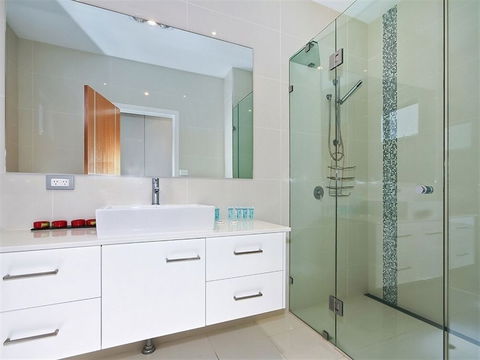 Ocean 180A - South Australia Travel 0