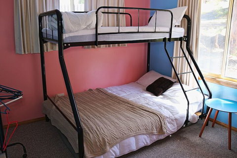 Freycinet Hideaway - South Australia Travel 6