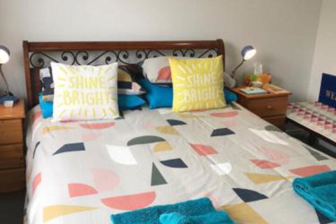 M & Ts Waterfront Bed & Breakfast - South Australia Travel 7