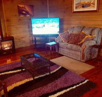 Abelia Lakeside no 2 big spa COTTAGE - South Australia Travel