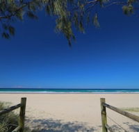 A Deluxe Swim Up Drift Apartments South - South Australia Travel