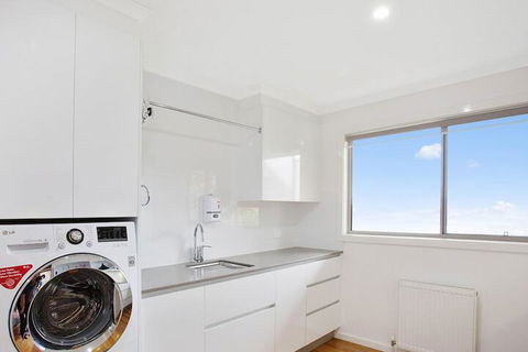 Ooranya - On Top Lake - South Australia Travel 3