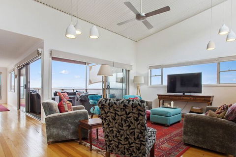 Ooranya - On Top Lake - South Australia Travel 5