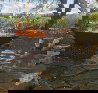 Azalea Cedar-Rose Villa - South Australia Travel