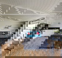 Lagoons Bay Garden Pavillion 2 - South Australia Travel