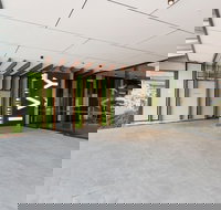 Arise Ivy and Eve - South Australia Travel