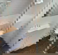 Paringa Hotel Motel - South Australia Travel