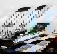 ESTHER 2BDR South Yarra Apartment - South Australia Travel