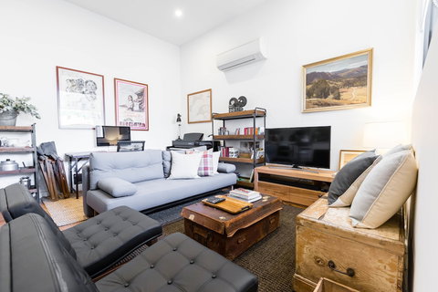 MURRAY, 1BDR Fitzroy Apartment - South Australia Travel 3