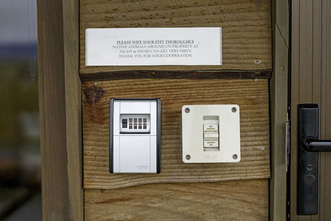 Mole Creek Cabins - South Australia Travel 3