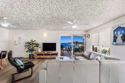 2 BEDROOM APARTMENT LAMAN LODGE UNIT 2 - South Australia Travel 0