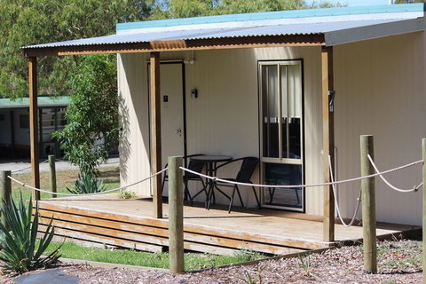 Wonky Stables Holiday Park - South Australia Travel 7