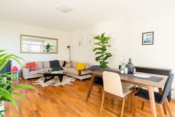 Bronte Beach House - South Australia Travel 0