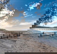 Birdsong House Dingo Beach - South Australia Travel