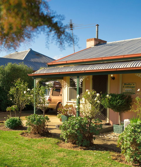 Rubys Cottage - South Australia Travel 0