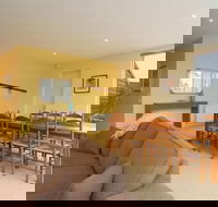 Mark II 2 West - South Australia Travel