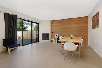 Divine - South Australia Travel 0