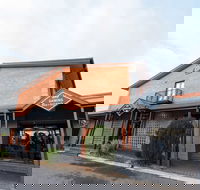 Nightcap at Rose  Crown Hotel - South Australia Travel