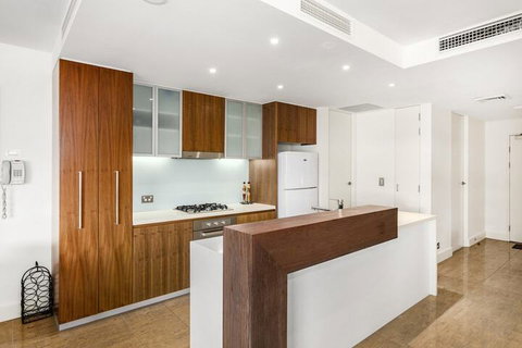 COTTON BEACH APARTMENT 33 WITH POOL VIEWS - South Australia Travel 3